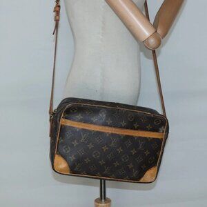 LOUIS VUITTON Monogram Trocadero 30 Shoulder Bag